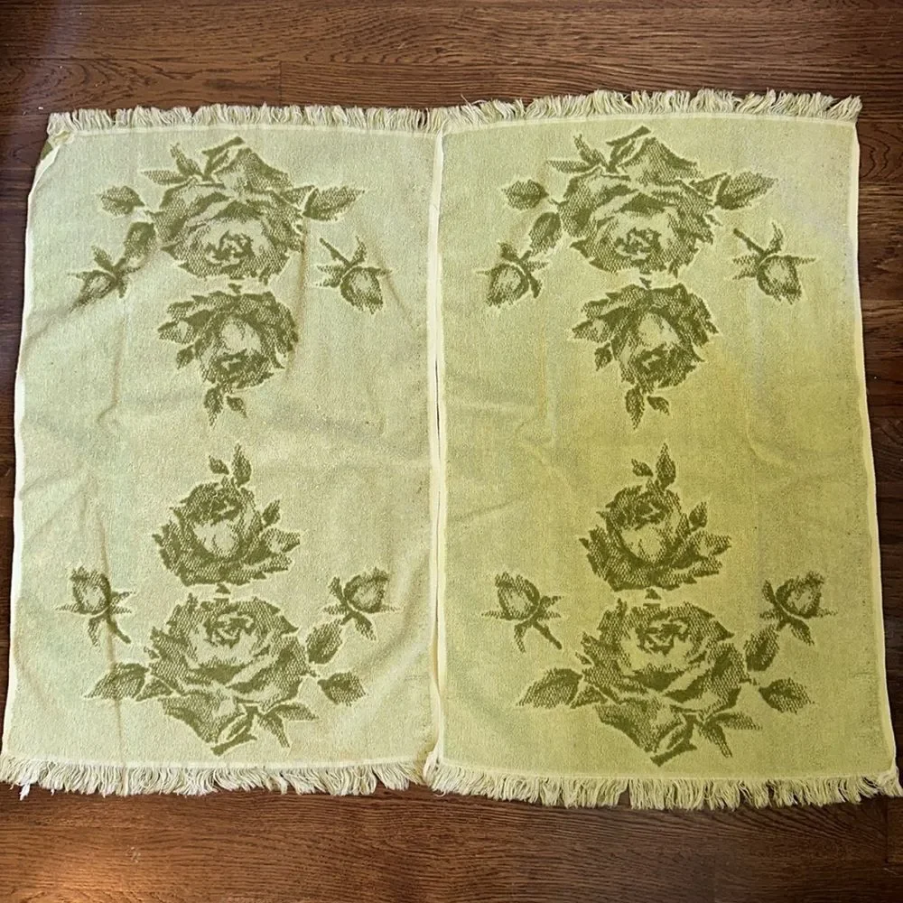 Vtg  Fieldcrest Green Floral Patterned Towel Cotton set/2 hand towels & one bath